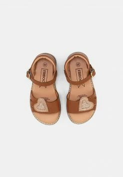 Friboo LEATHER SANDALS - Riemensandalette - Cognac, Kinder 11 Friboo LEATHER SANDALS - Riemensandalette - Cognac, Kinder -Günstiges FRIBOO Geschäft 008597fadddd40af9c9bbd8f4d091ce7