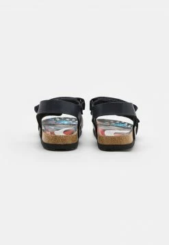 Friboo MARVEL CAPTAIN AMERICA STRAPPY SANDALS UNISEX - Riemensandalette - Dark Blue -Günstiges FRIBOO Geschäft 60a624d55ead4e05841e3d2796fcc86a