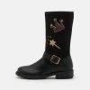 Friboo Cowboy-/Bikerboot - Black, Kinder 1 Friboo Cowboy-/Bikerboot - Black, Kinder -Günstiges FRIBOO Geschäft 9044d7d69ad944a1bb686c3e71c4ea45