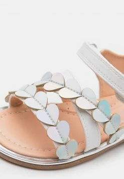 Friboo Riemensandalette - White, Kinder 13 Friboo Riemensandalette - White, Kinder -Günstiges FRIBOO Geschäft 9f21bf1742a74eeca6e5cd017ed0f37c