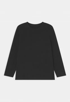 Friboo BOYS TEE 5 PACK - Langarmshirt - Multi-coloured/white/grey, Kinder 8 Friboo BOYS TEE 5 PACK - Langarmshirt - Multi-coloured/white/grey, Kinder -Günstiges FRIBOO Geschäft b31de7f72ac64fa5b18b714d6654ed71