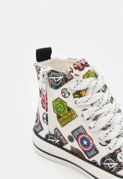 Friboo MARVEL AVENGERS - Sneaker High - Multi-coloured, Kinder -Günstiges FRIBOO Geschäft c478016fb73a42d4a9be7c855e053952
