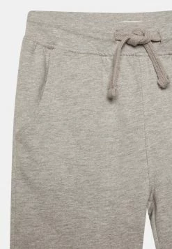 Friboo 3 PACK BASIC BOYS SWEATPANTS - Jogginghose - Grey, Blue, Red, Kinder 9 Friboo 3 PACK BASIC BOYS SWEATPANTS - Jogginghose - Grey, Blue, Red, Kinder -Günstiges FRIBOO Geschäft f6494189a19145e9a94ce95bcea7d004